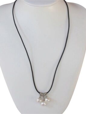 Freshwater Three White Pearl Necklace